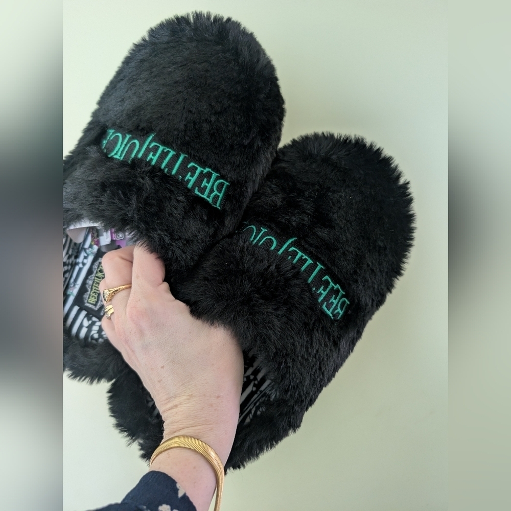 Beetlejuice Black Faux Fur Slippers Nwt